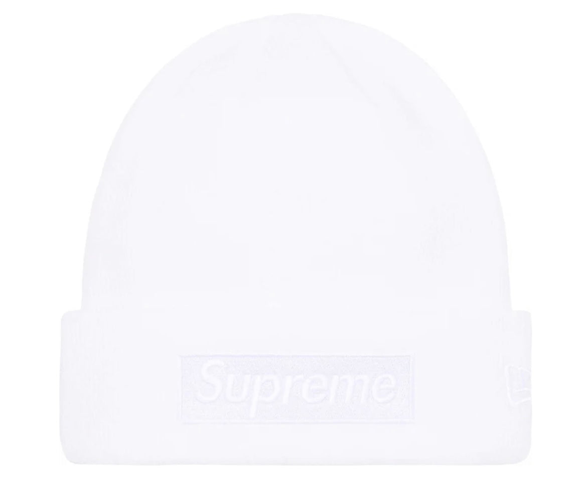 Supreme New Era®
Box Logo Beanie